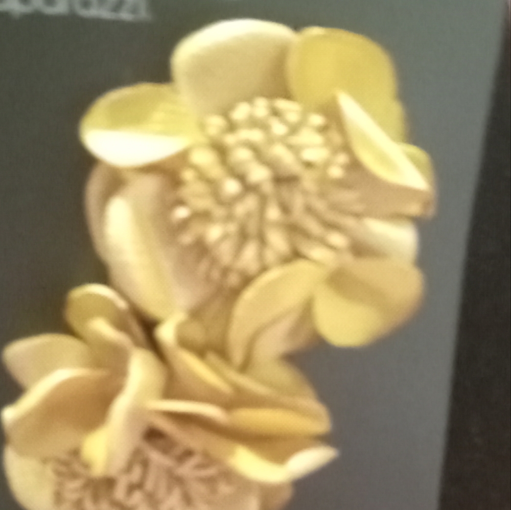 Gold Floral Hair Clip